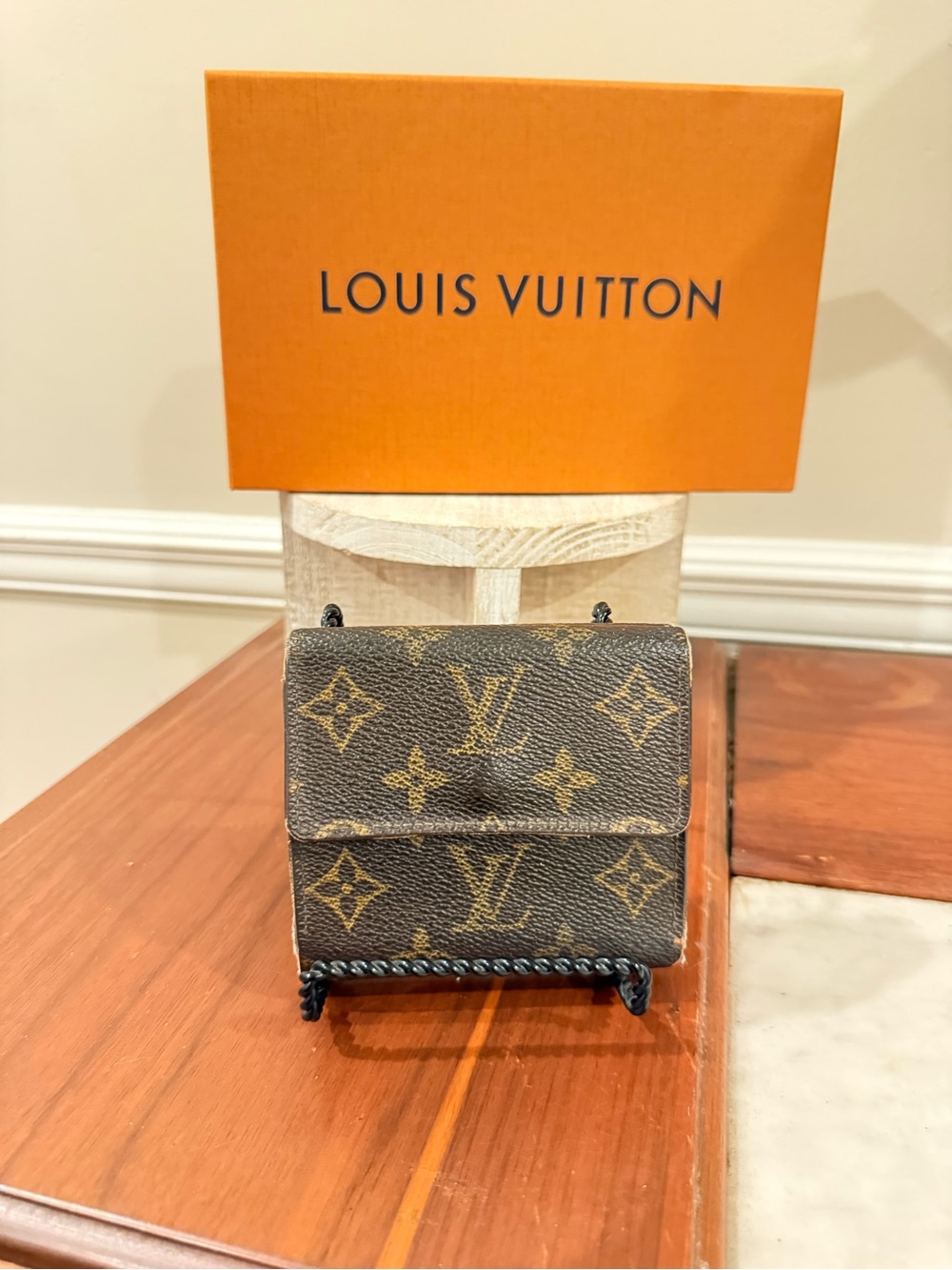 Louis Vuitton Monogram Compact Wallet - Picture 2 of 9
